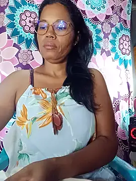 Snapshot of Yandris_1212 chatting on June 2026 01:35:01 PM Yandris 1212 online show from June 2026 01:35:01 PM