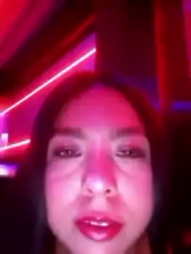 PetitteCorazon online show from February 2026 05:00:02 AM