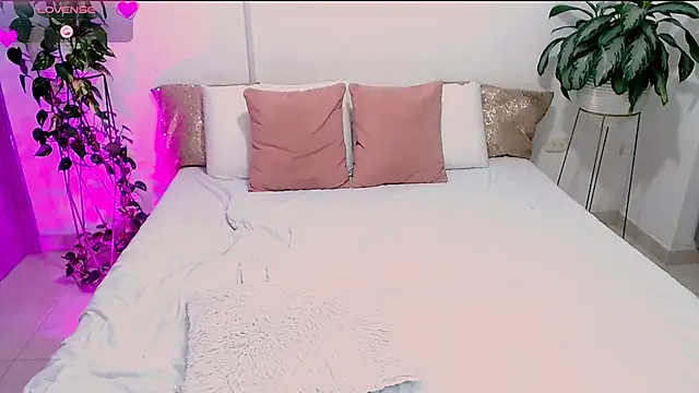 Haylin bex online show from February 2026 02:53:01 AM