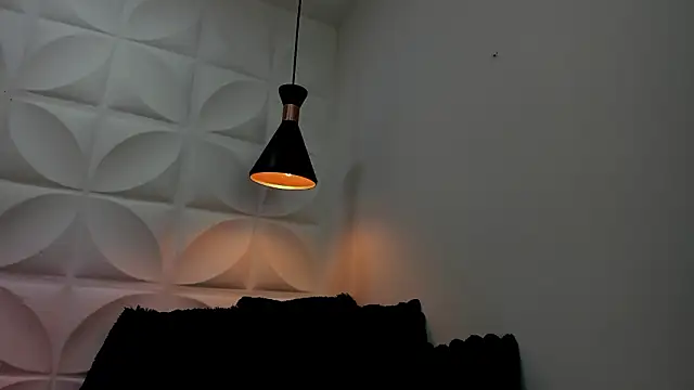 zaira skinny online show from February 2026 03:40:01 AM