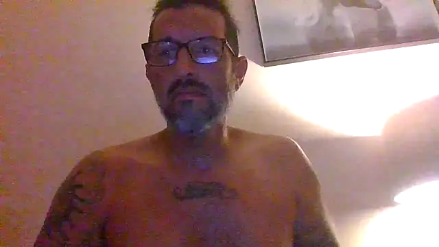 Snapshot of Tattoos77 chatting on June 2026 05:23:02 AM Tattoos77 online show from June 2026 05:23:02 AM
