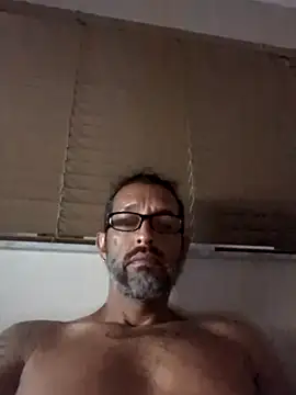 Snapshot of Tattoos77 chatting on June 2026 01:00:02 AM Tattoos77 online show from June 2026 01:00:02 AM