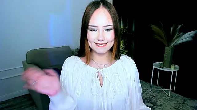 GlowMe online show from May 2026 08:16:02 PM
