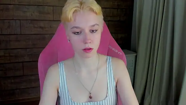 Snapshot of AgataGate chatting on March 2026 06:26:01 AM AgataGate online show from March 2026 06:26:01 AM