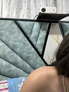 shopialove online show from January 2026 02:04:01 AM