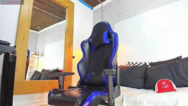 Dusan Grey77 online show from February 2026 04:08:01 AM