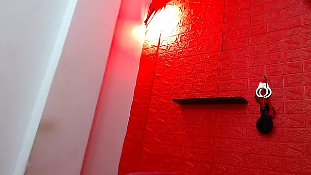 juliette18rose online show from February 2026 07:28:02 PM