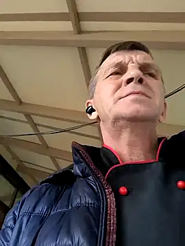 andrei73200 online show from February 2026 07:51:02 AM