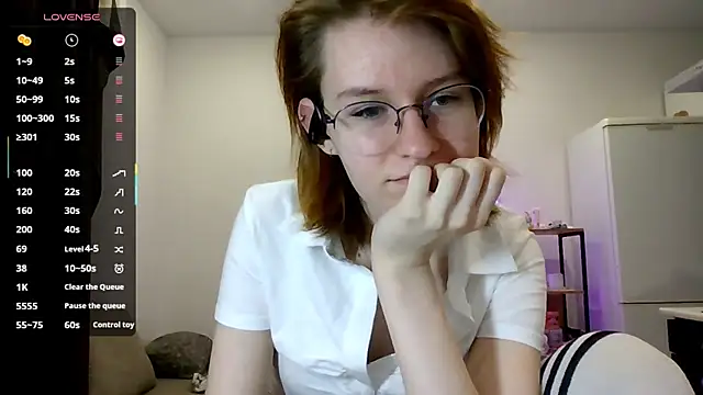 Snapshot of PetralPrime chatting on March 2026 06:14:02 PM PetralPrime online show from March 2026 06:14:02 PM