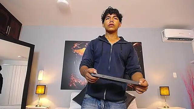 Snapshot of DanielHaloran chatting on February 2026 01:17:01 PM DanielHaloran online show from February 2026 01:17:01 PM