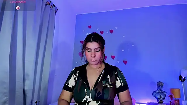 Snapshot of ConnyLoret chatting on February 2026 07:31:01 PM ConnyLoret online show from February 2026 07:31:01 PM