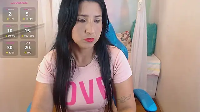 Snapshot of Miia_Rosee_ chatting on February 2026 11:25:01 PM Miia Rosee online show from February 2026 11:25:01 PM