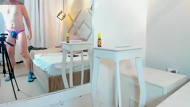 Angel Sanzz online show from February 2026 01:07:02 PM