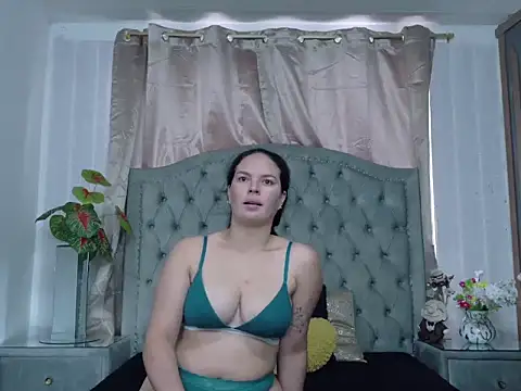 Snapshot of ZamanthaJhones chatting on March 2026 01:46:02 PM ZamanthaJhones online show from March 2026 01:46:02 PM