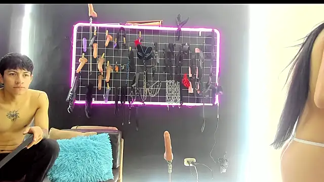 Snapshot of Slave_Melany_bdsm chatting on May 2026 01:17:02 PM Slave Melany bdsm online show from May 2026 01:17:02 PM