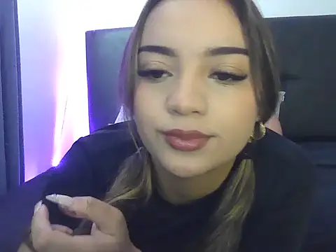 Snapshot of Itsgabyx chatting on February 2026 03:49:02 PM Itsgabyx online show from February 2026 03:49:02 PM