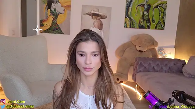 Snapshot of Lenna_Godess chatting on February 2025 06:45:02 AM Lenna Godess online show from February 2025 06:45:02 AM