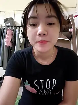 Snapshot of Pinks_cool chatting on April 2026 12:34:01 AM Pinks cool online show from April 2026 12:34:01 AM