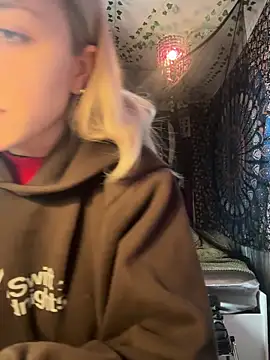 bambibabyy online show from February 2026 12:48:02 PM