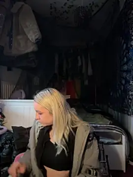 bambibabyy online show from March 2026 05:09:01 PM