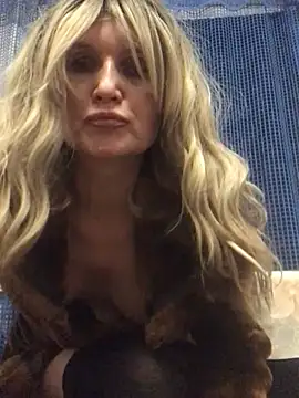 Snejnaya online show from February 2026 02:22:01 PM