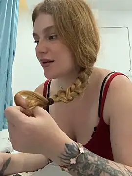 Snapshot of SunnyGrin chatting on March 2026 09:10:01 PM SunnyGrin online show from March 2026 09:10:01 PM