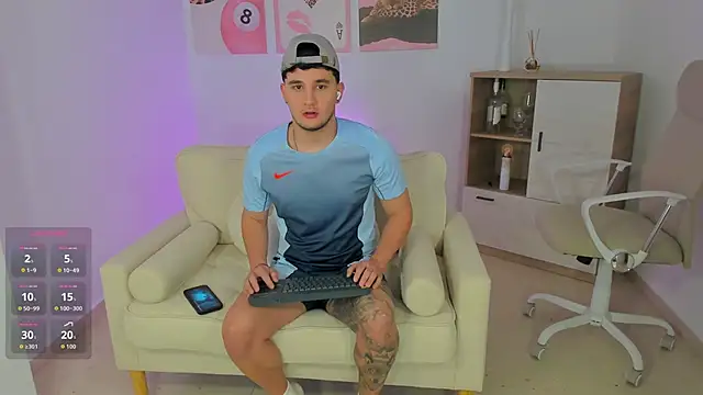 Massimo Fiore online show from February 2026 02:45:01 AM