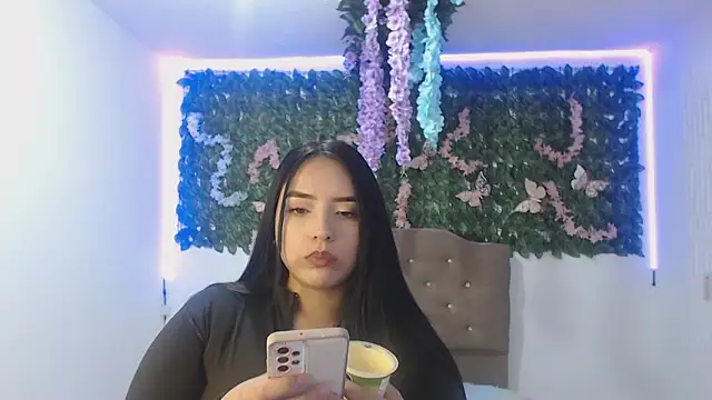 Snapshot of adara_cute_69 chatting on February 2026 06:56:01 PM adara cute 69 online show from February 2026 06:56:01 PM