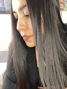 Snapshot of Mayka_sex chatting on February 2026 05:13:02 PM Mayka sex online show from February 2026 05:13:02 PM