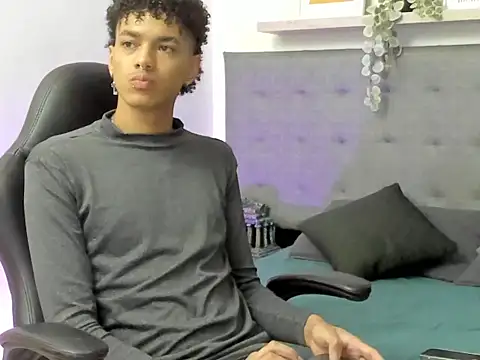 Snapshot of wes_gibbings chatting on February 2026 03:27:02 PM wes gibbings online show from February 2026 03:27:02 PM