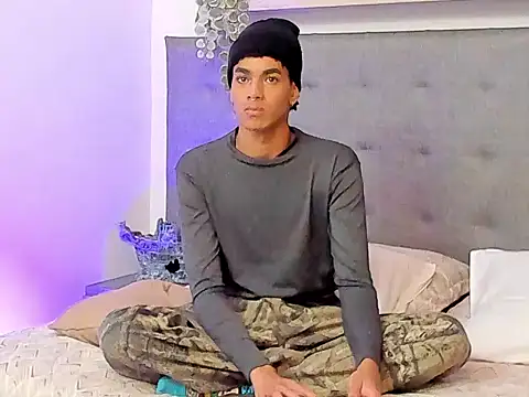 Snapshot of wes_gibbings chatting on February 2026 03:34:02 PM wes gibbings online show from February 2026 03:34:02 PM