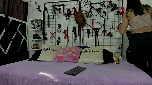 playful-girls online show from February 2026 01:40:01 PM