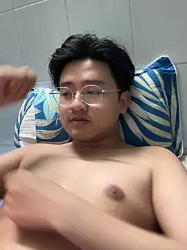 Kami Kazo online show from May 2026 04:59:02 PM