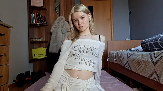 ChongTreece online show from March 2026 08:19:01 AM