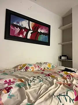 Kira Spiicy online show from February 2026 02:04:02 PM