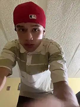 Snapshot of Dominik_Souza chatting on February 2026 03:43:02 AM Dominik Souza online show from February 2026 03:43:02 AM