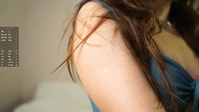 Snapshot of LoraLynn chatting on February 2026 01:44:01 PM LoraLynn online show from February 2026 01:44:01 PM