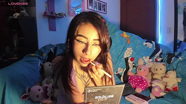 Snapshot of Rebecahart chatting on February 2026 04:29:02 AM Rebecahart online show from February 2026 04:29:02 AM