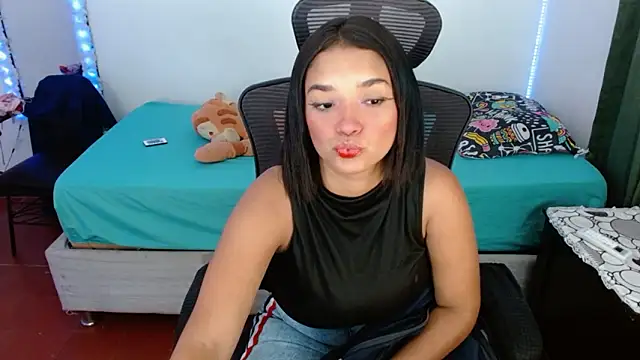 Snapshot of Lolitaa__VIP chatting on March 2026 08:04:01 PM Lolitaa VIP online show from March 2026 08:04:01 PM