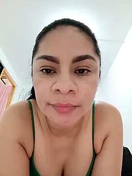 luna pinky online show from February 2026 03:30:01 PM