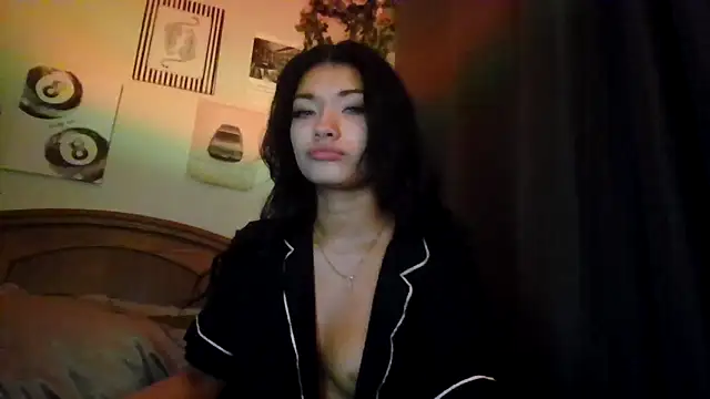 ellianajean online show from March 2026 06:21:01 AM