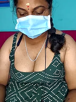 Snapshot of TamilSembaruthi143 chatting on February 2026 09:15:02 PM TamilSembaruthi143 online show from February 2026 09:15:02 PM