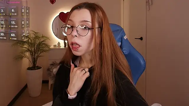 Snapshot of PinkAn8el chatting on February 2026 02:29:02 AM PinkAn8el online show from February 2026 02:29:02 AM