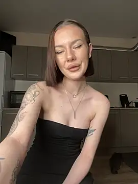 Sarynne online show from May 2026 08:05:01 PM