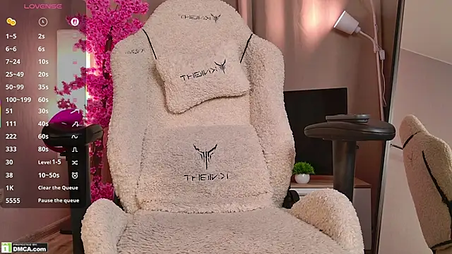 Snapshot of lil_monikaa chatting on January 2026 07:11:01 PM lil monikaa online show from January 2026 07:11:01 PM