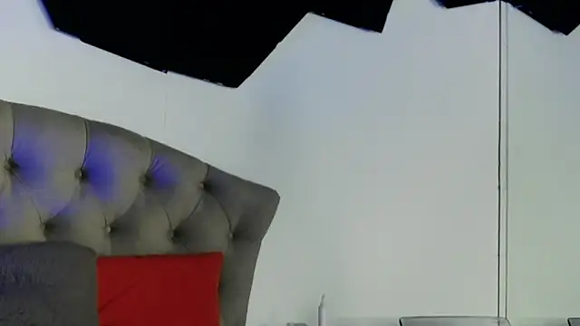 Snapshot of ChloeeDavis chatting on February 2026 07:00:02 PM ChloeeDavis online show from February 2026 07:00:02 PM