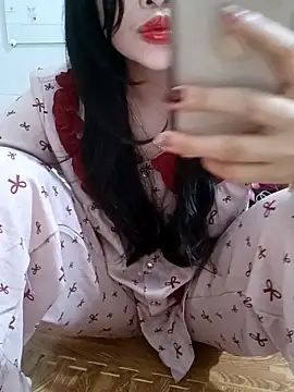 Snapshot of Moe-moex chatting on February 2026 02:28:02 AM Moe-moex online show from February 2026 02:28:02 AM