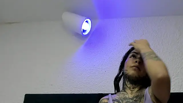 Dahliablack online show from June 2026 12:40:01 PM