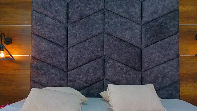 AnnieRouse   online show from February 2026 11:47:02 AM