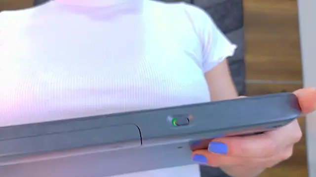 AnnieRouse   online show from February 2026 11:44:01 AM